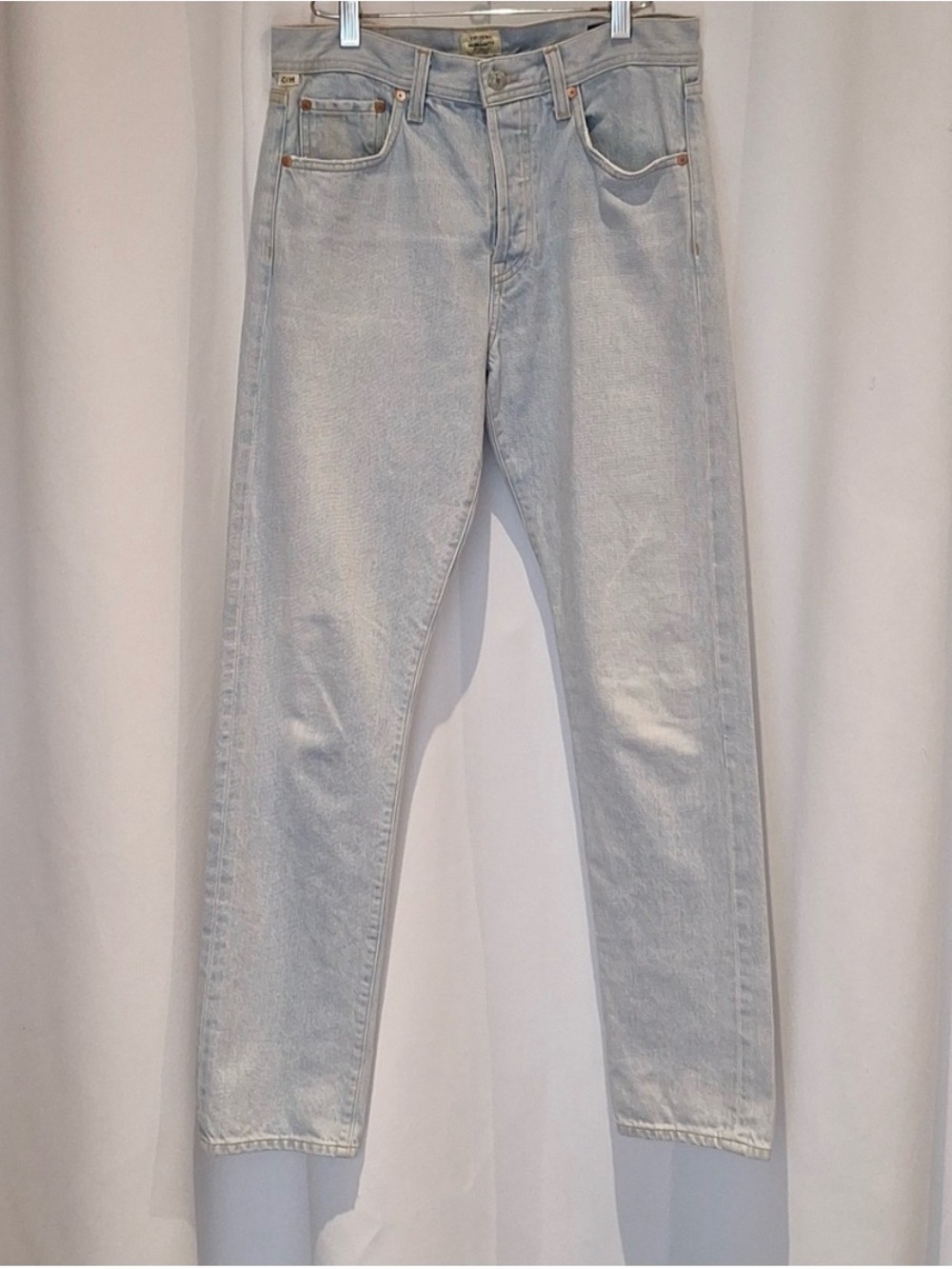Citizens of Humanity button fly premium vintage jeans Wyatt
Style straight leg